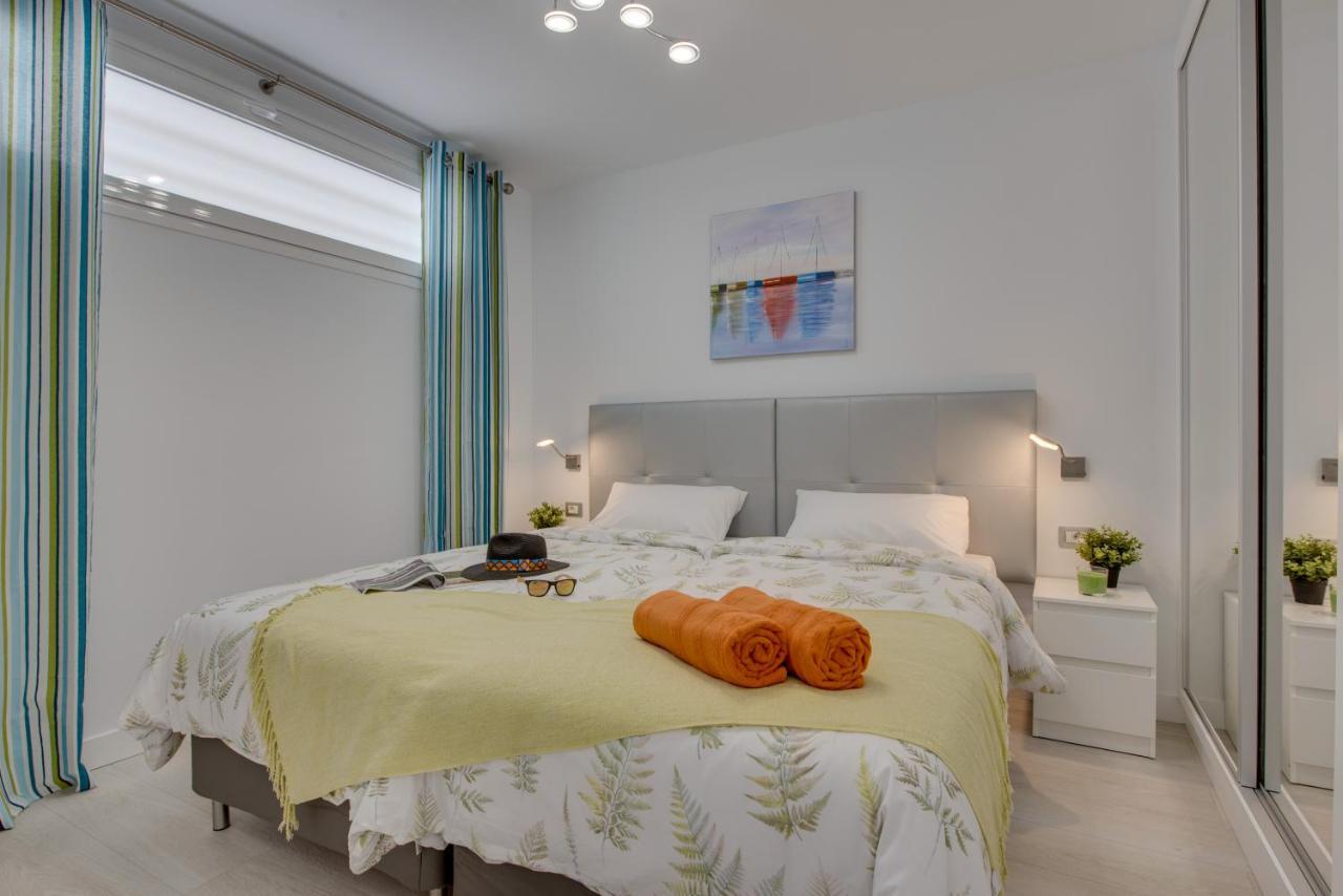 Modern Apartments Los Cristianos Center Zewnętrze zdjęcie